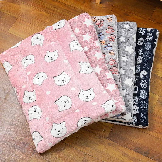 Autumn/Winter Soft Pet Bed – Thick, Elastic and Super Snuggly Sleeping Mat ShopTrend MF