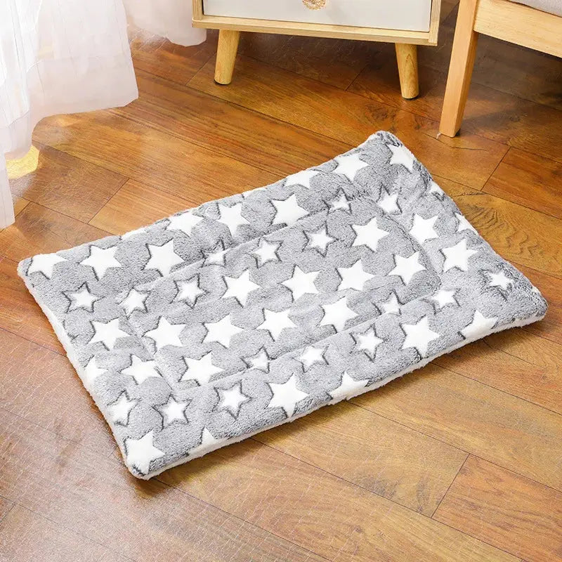 Autumn/Winter Soft Pet Bed – Thick, Elastic and Super Snuggly Sleeping Mat ShopTrend MF