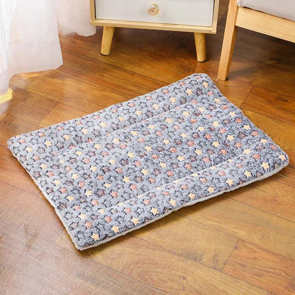 Autumn/Winter Soft Pet Bed – Thick, Elastic and Super Snuggly Sleeping Mat ShopTrend MF